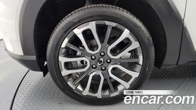 KG모빌리티(SsangYong) Torres T7, 2024 все фото