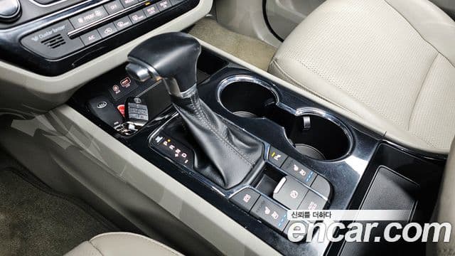 Kia The / новый New Carnival Prestige, 2019 9