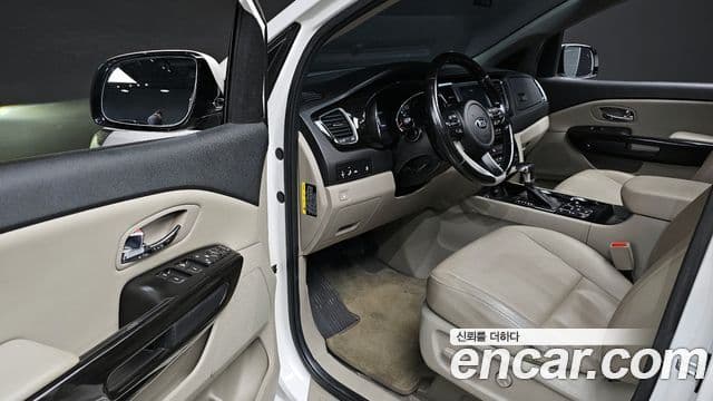 Kia The / новый New Carnival Prestige, 2019 11