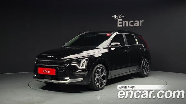 Kia D All New Niro Prestige, 2023 1