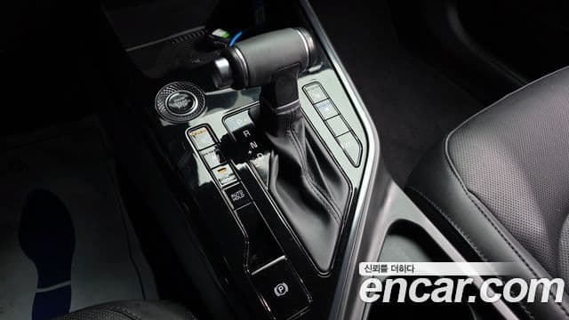 Kia D All New Niro Prestige, 2023 9