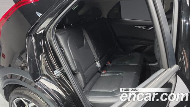 Kia D All New Niro Prestige, 2023 12