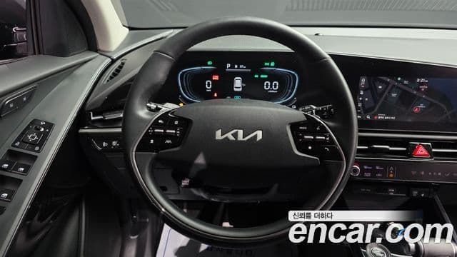 Kia D All New Niro Prestige, 2023 13
