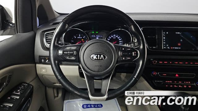 Kia The / новый New Carnival Noblesse, 2019 14