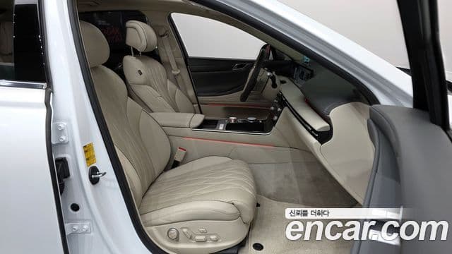 Genesis G80 (RG3) бензин 3.5 турбо AWD, 2025 11