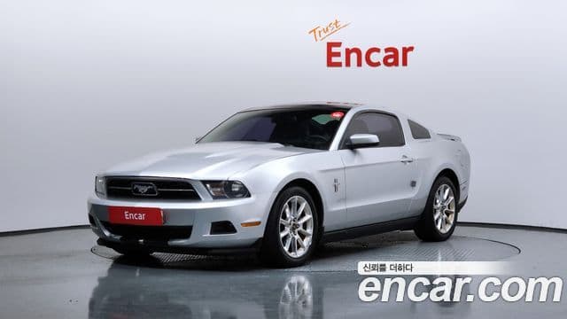 Ford Mustang купе, 2011 1