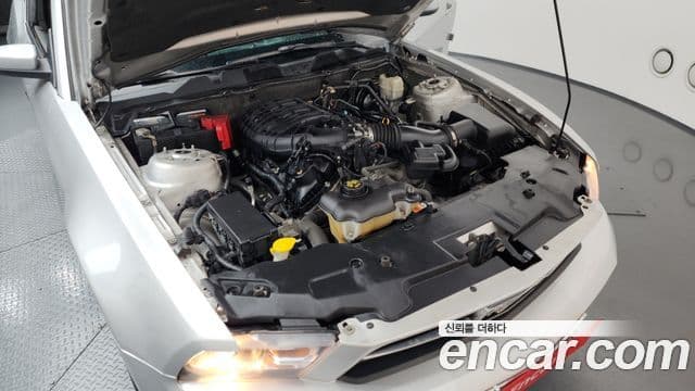 Ford Mustang купе, 2011 6