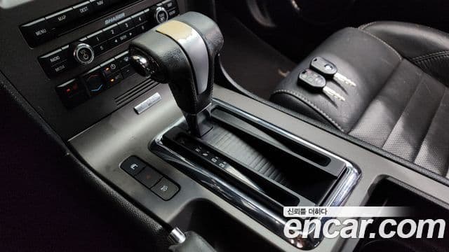 Ford Mustang купе, 2011 9