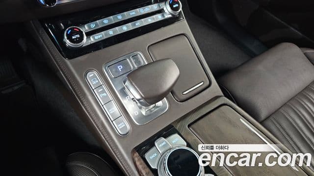 Genesis G90 Prestige, 2019 9