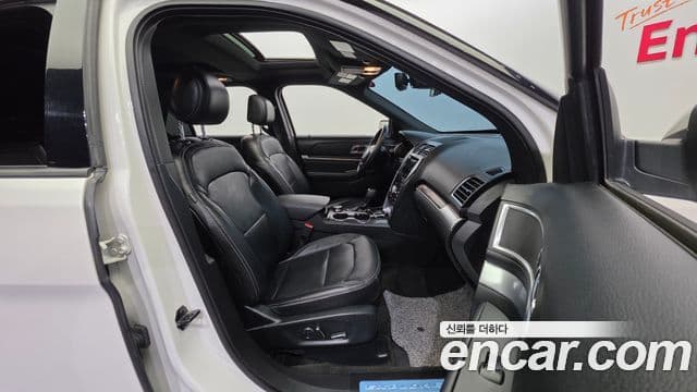 Ford Explorer 5세대, 2017 10