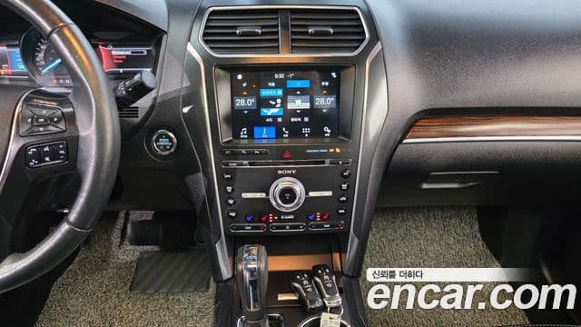 Ford Explorer 5세대, 2017 14
