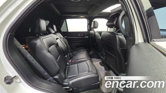 Ford Explorer 5세대, 2017 19