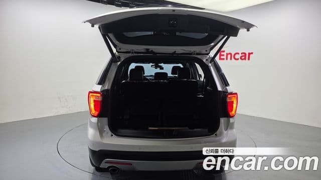 Ford Explorer 5세대, 2017 20