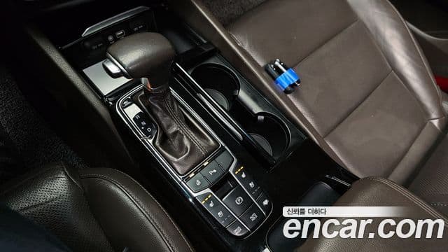 Kia All New K7 Prestige, 2016 9