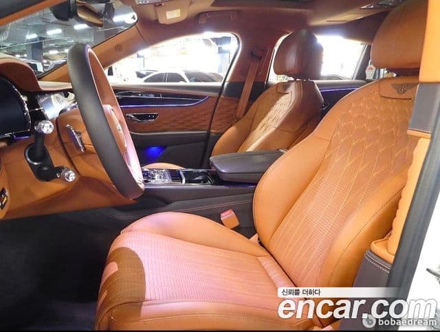 Bentley Flying Spur 3세대 4.0 Azure, 2023 7