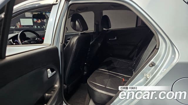 Kia The / новый New Morning Deluxe, 2016 13