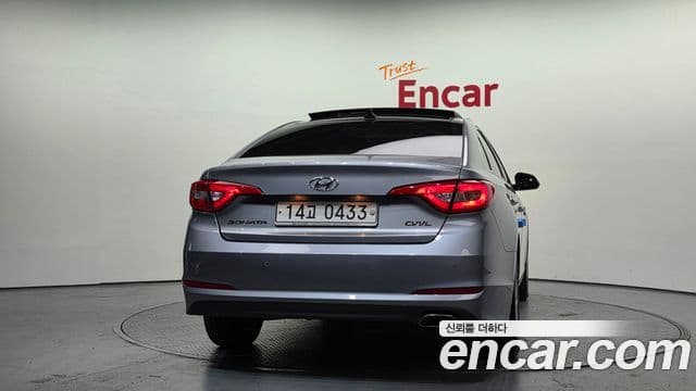 Hyundai LF Sonata Special, 2017 4