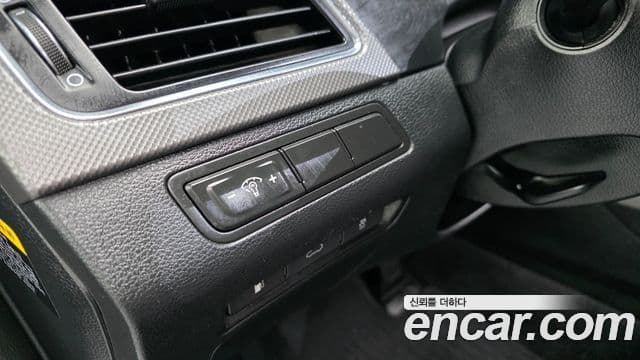 Hyundai LF Sonata Special, 2017 13