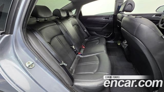 Hyundai LF Sonata Special, 2017 20