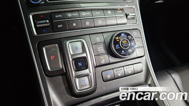 Hyundai The / новый New Santa Fe Exclusive, 2022 9