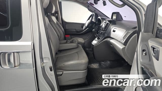 Hyundai Grand Starex Smart, 2016 11