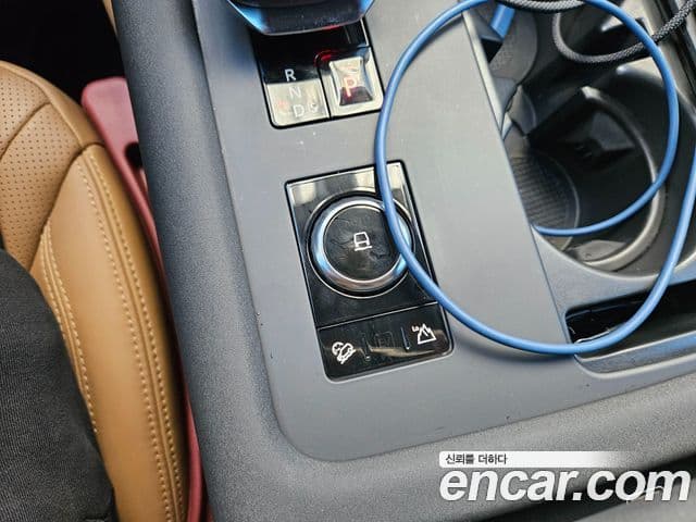 Land Rover Discovery 5 D300 R-Dynamic HSE, 2023 11