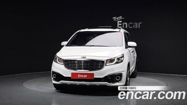 Kia All New Carnival Prestige, 2015 3
