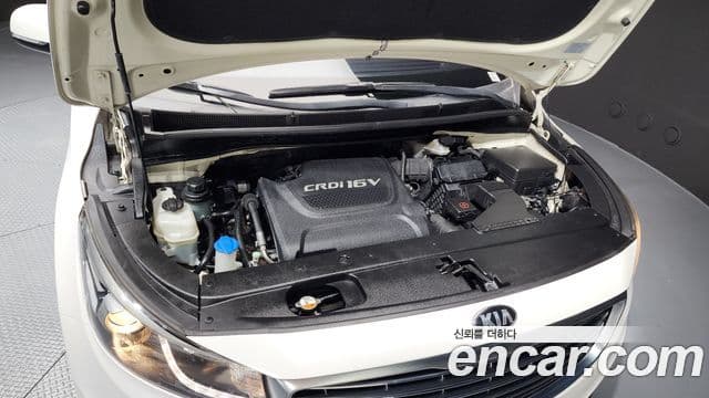 Kia All New Carnival Prestige, 2015 6