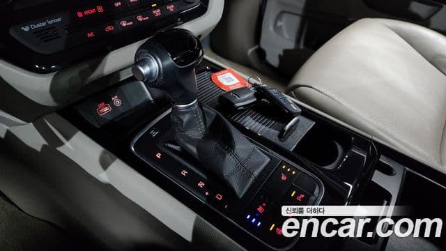 Kia All New Carnival Prestige, 2015 9