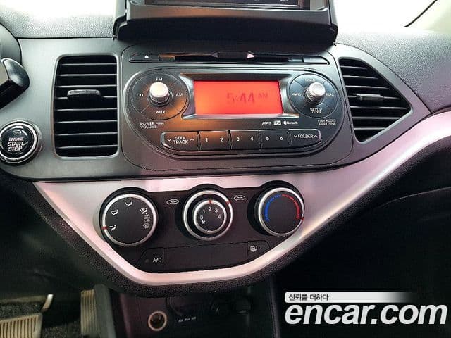 Kia All New Morning Luxury, 2013 12