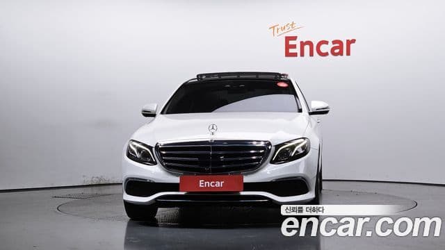 Mercedes-Benz E-класс W213 E300 4MATIC Exclusive Intelligent Drive, 2017 3