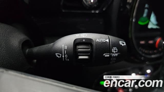 Mini Cooper 클럽맨 2세대, 2019 18