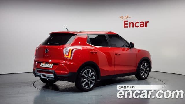 KG모빌리티(SsangYong) Tivoli топовая версия, 2015 2