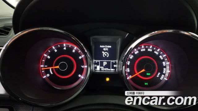 KG모빌리티(SsangYong) Tivoli топовая версия, 2015 8