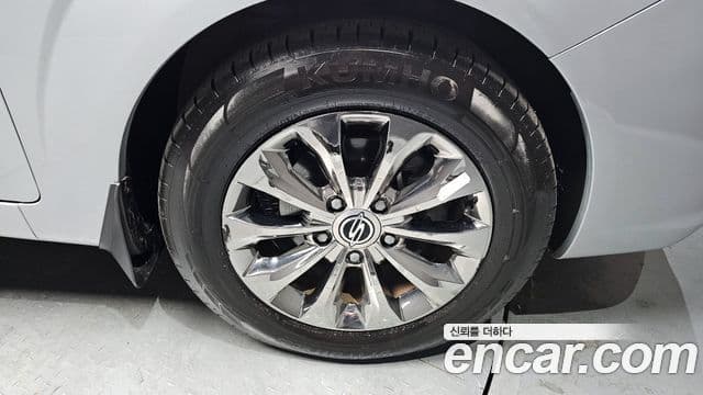 KG모빌리티(SsangYong) Korando 투리스모 4WD TX 9인승, 2018 все фото