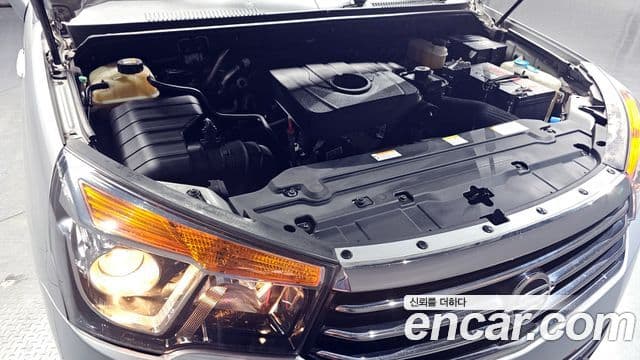 KG모빌리티(SsangYong) Korando 투리스모 4WD TX 9인승, 2018 6