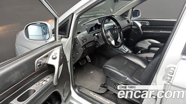 KG모빌리티(SsangYong) Korando 투리스모 4WD TX 9인승, 2018 12