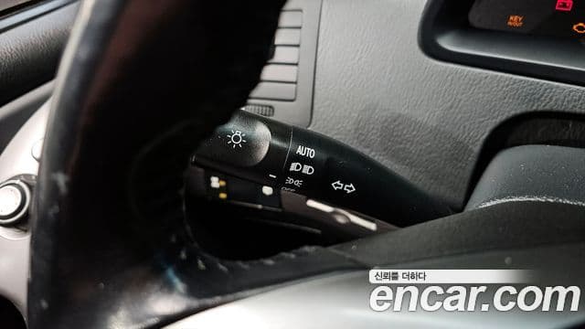 KG모빌리티(SsangYong) Korando 투리스모 4WD TX 9인승, 2018 17