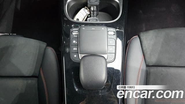 Mercedes-Benz A-класс W177 A220 седан, 2020 18