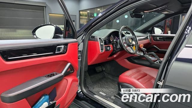 Porsche Cayenne (PO536) 3.0 купе, 2021 11