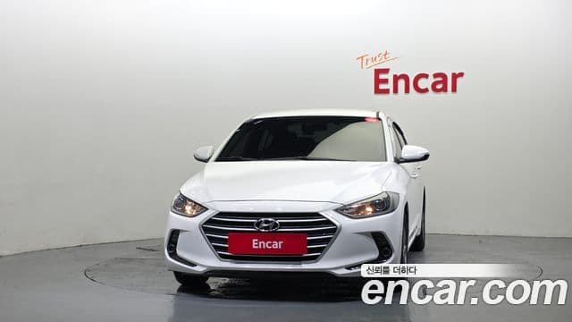 Hyundai Avante AD 1.6 GDI Smart, 2016 3