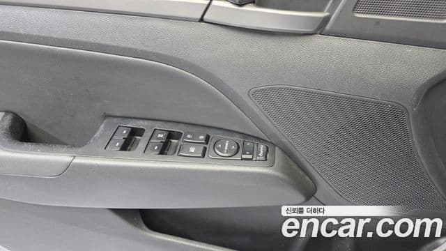 Hyundai Avante AD 1.6 GDI Smart, 2016 12