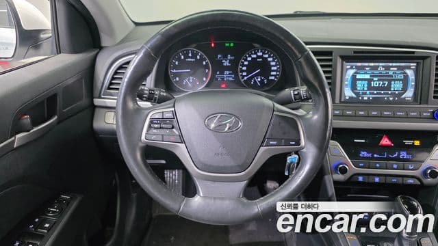 Hyundai Avante AD 1.6 GDI Smart, 2016 14
