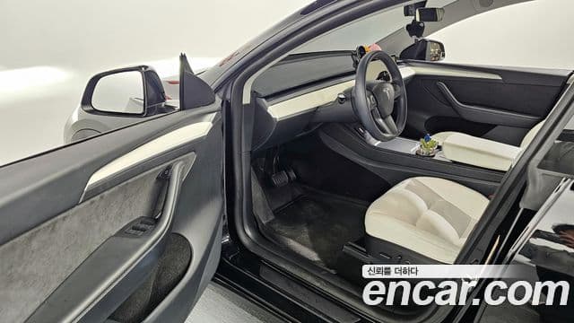 Tesla модель Y Long Range AWD, 2022 10