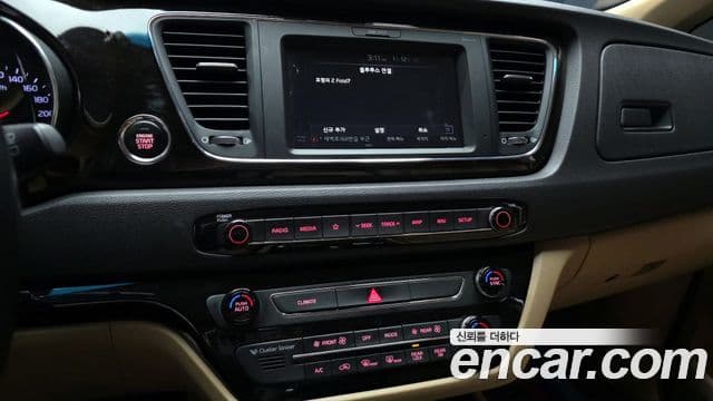 Kia The / новый New Carnival Special, 2019 14