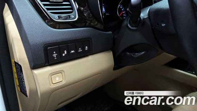 Kia The / новый New Carnival Special, 2019 16