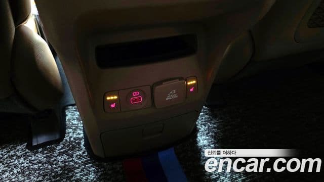 Kia The / новый New Carnival Special, 2019 18