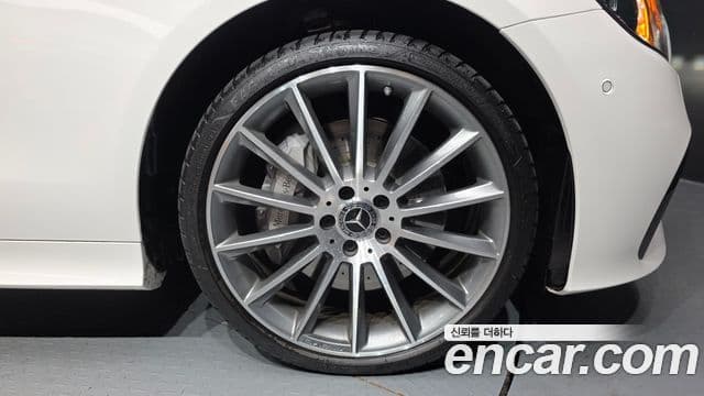 Mercedes-Benz E-класс W213 E450 4MATIC кабриолет, 2021 все фото