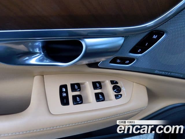 Volvo S90 D4 Inscription, 2018 16