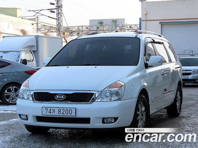 Kia Carnival R топовая версия, 2012 2